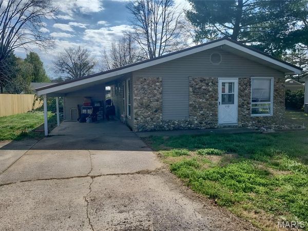 110 Navajo Street , Piedmont, MO 63957