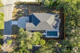 1 20th Avenue photo 4