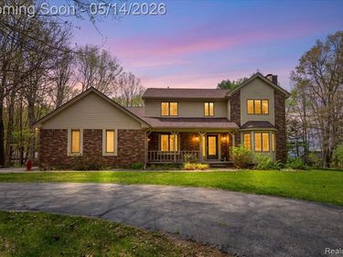 1485 Houghton Trail, Groveland Twp, MI 48462
