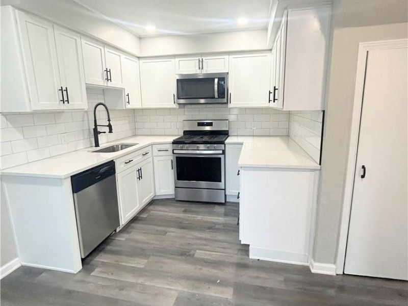 35888 Chestnut Ridge Road , North Ridgeville, OH 44039 Photo 7