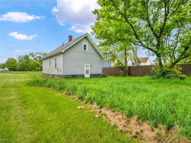1714 Long Avenue, Lorain, OH 44052 Photo 4