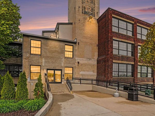 533 Columbia Avenue, Unit 006, Holland, MI 49423