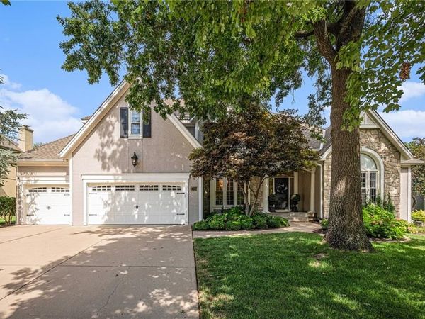 4528 W 140th Street, Leawood, KS 66224
