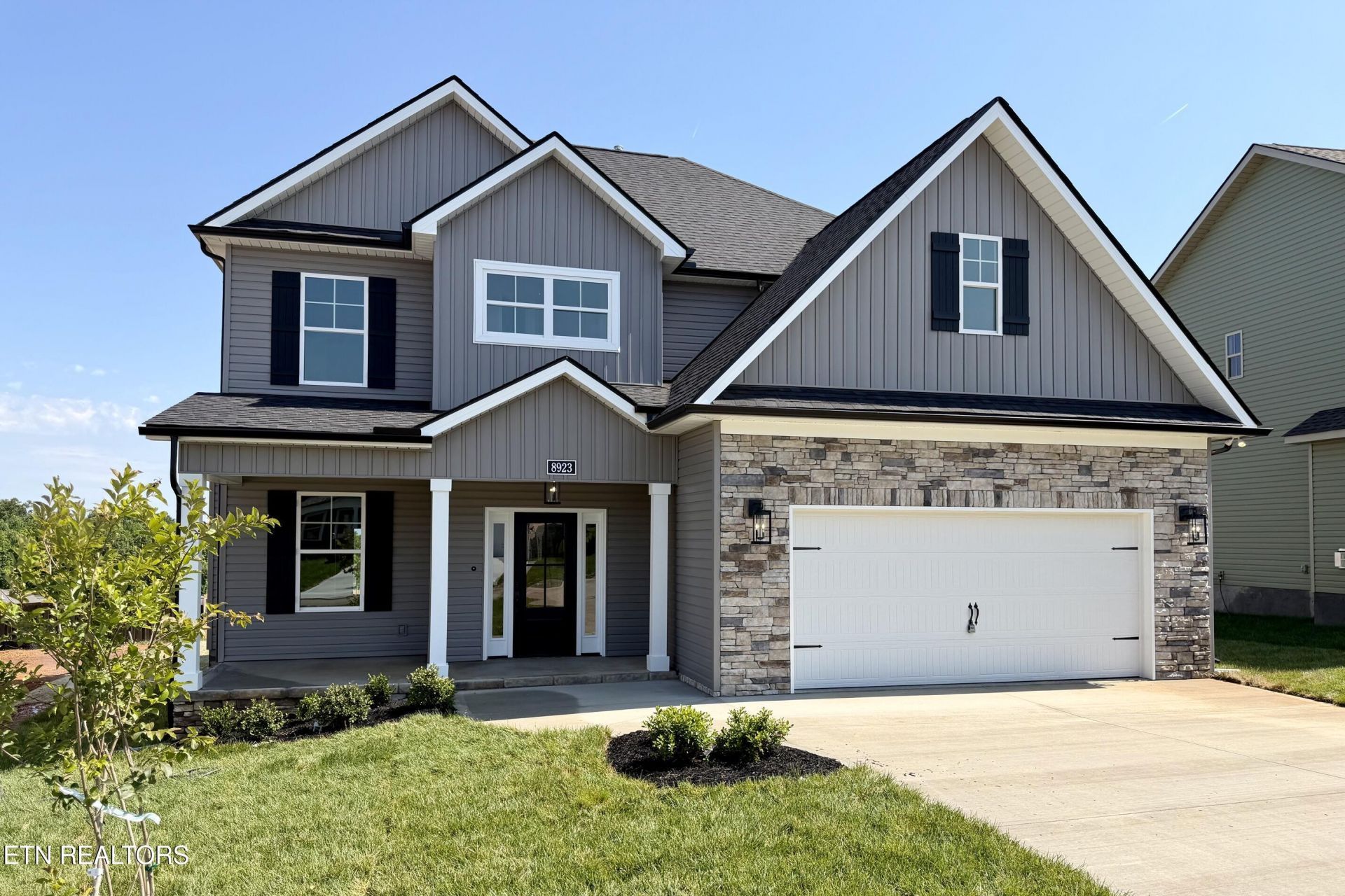 8923 Queensdale Lane, Knoxville, TN 37924 Main Photo