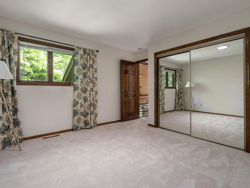 130 Whieldon Lane, Columbus, OH 43085 Photo 41