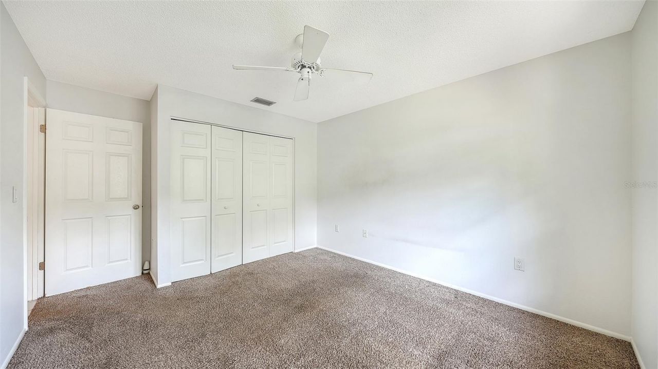 5010 Barrington Circle, Unit 2001, Sarasota, FL 34234 Photo