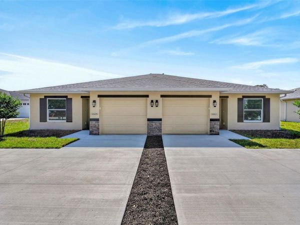 32635 VISTA AVENUE , LEESBURG, FL 34788