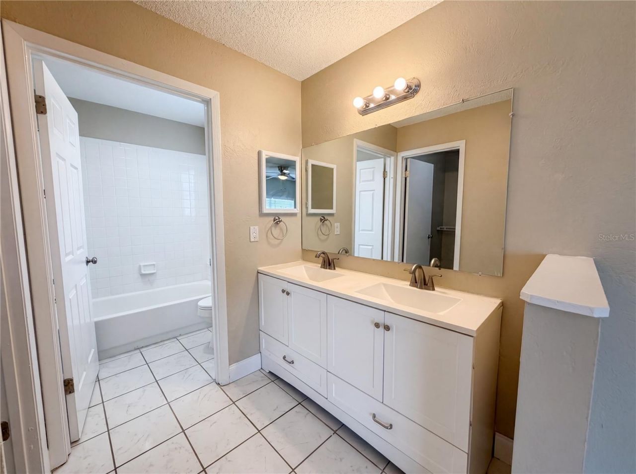 5447 Blueberry Drive, Orlando, FL 32811 Photo