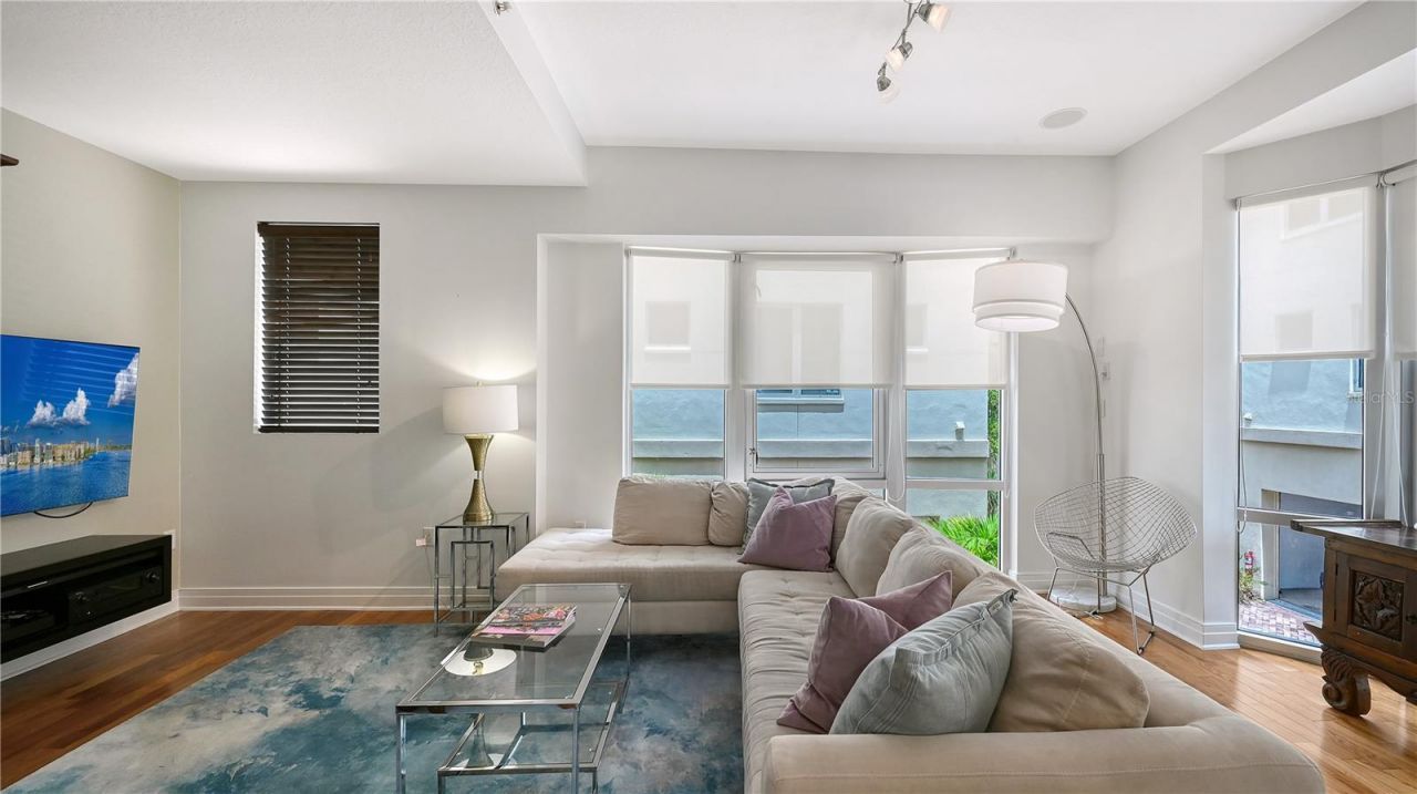 235 Cocoanut Avenue, Unit 113C, Sarasota, FL 34236 Photo