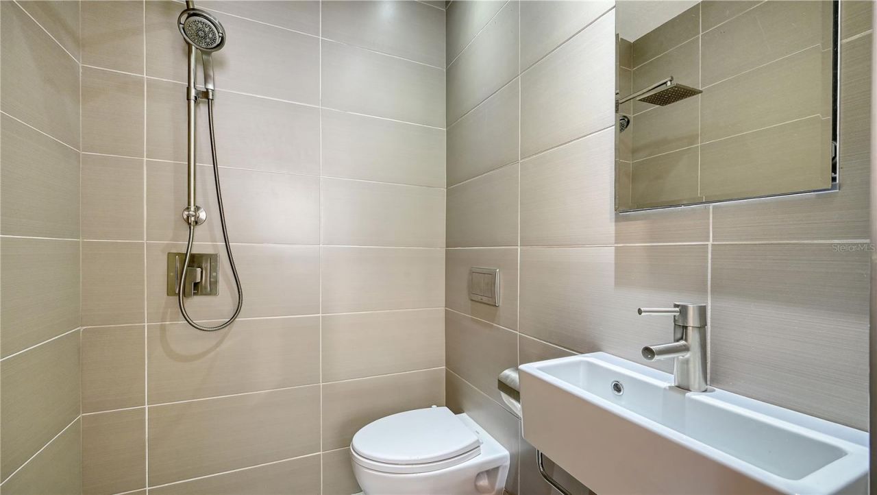 235 Cocoanut Avenue, Unit 113C, Sarasota, FL 34236 Photo