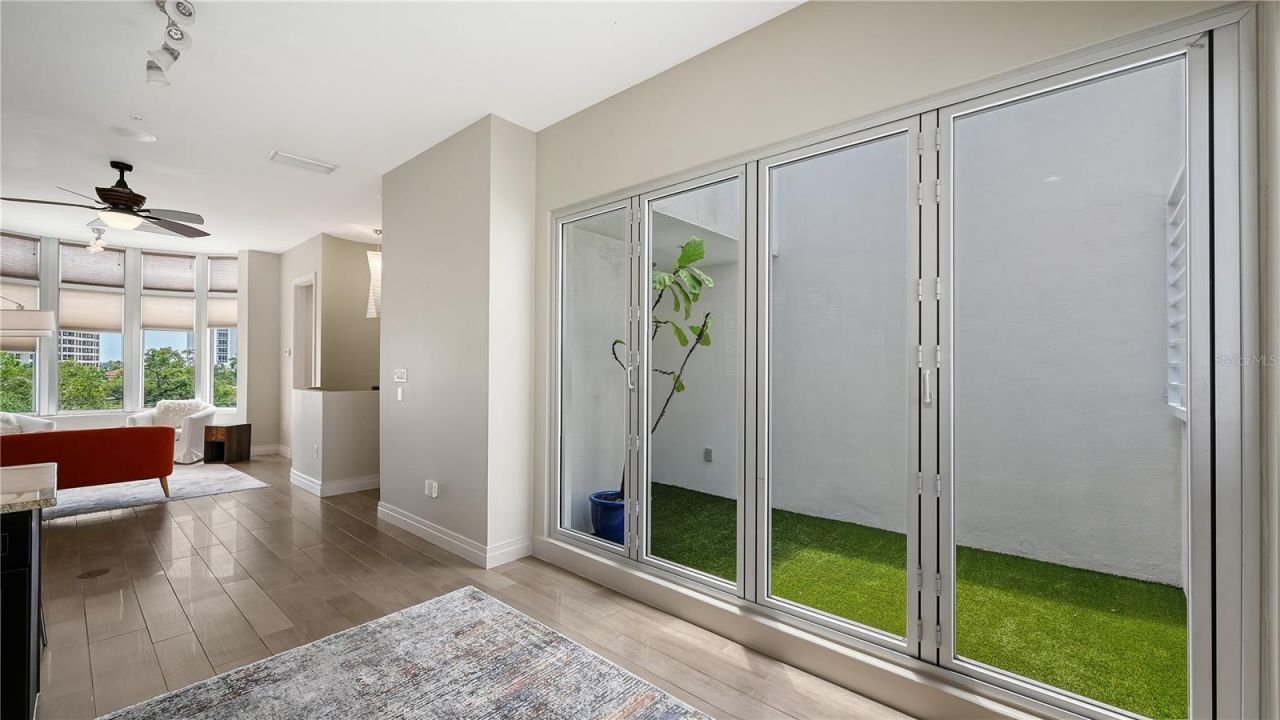 235 Cocoanut Avenue, Unit 113C, Sarasota, FL 34236 Photo