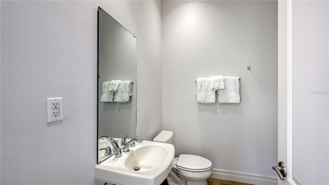 235 Cocoanut Avenue, Unit 113C, Sarasota, FL 34236 Photo