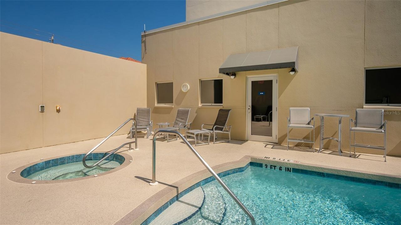 235 Cocoanut Avenue, Unit 113C, Sarasota, FL 34236 Photo