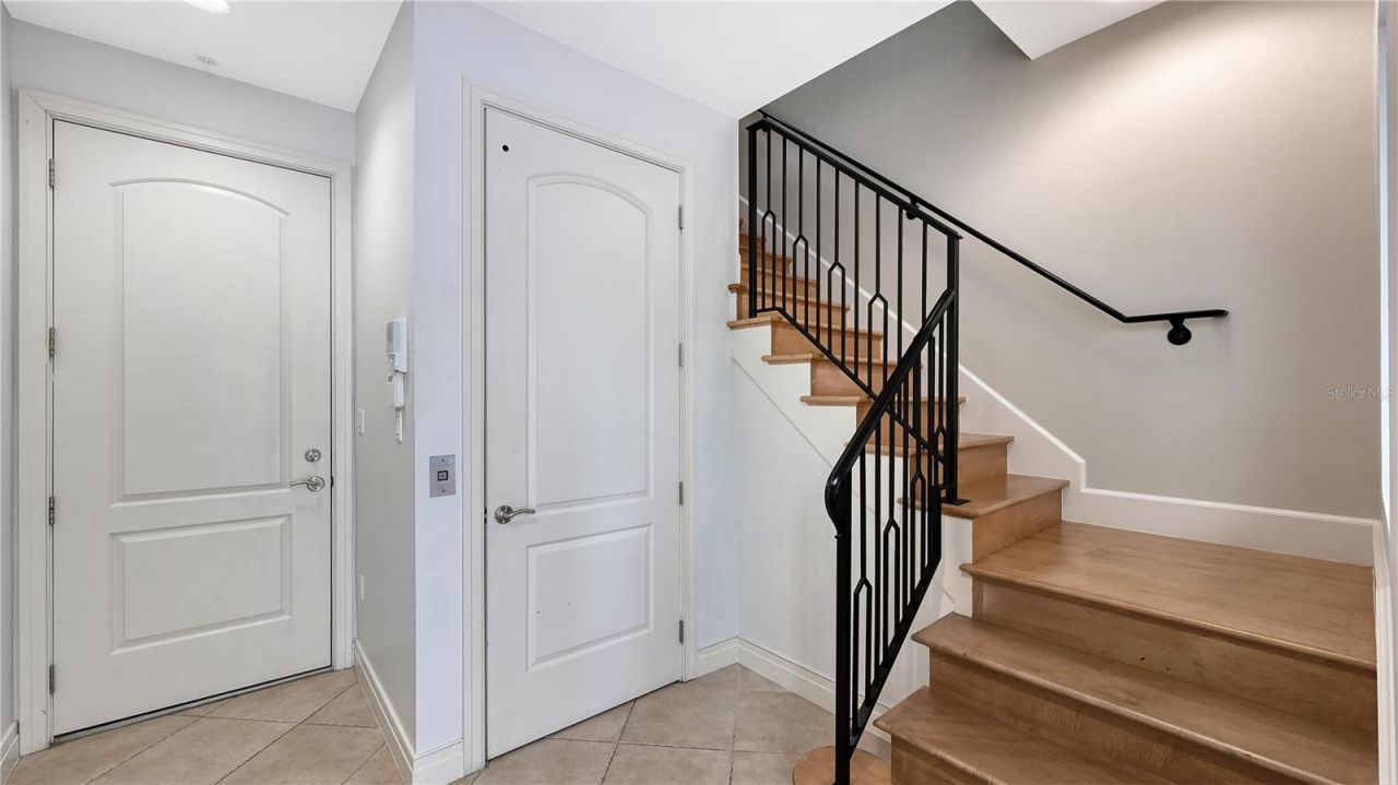 235 Cocoanut Avenue, Unit 113C, Sarasota, FL 34236 Photo