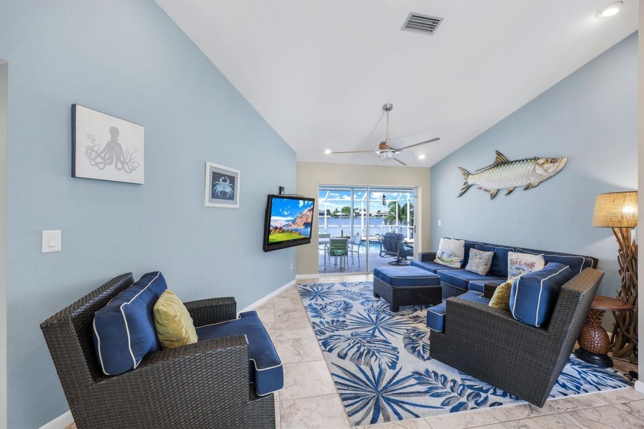 719 El Dorado Parkway W, Cape Coral, FL 33914 Photo