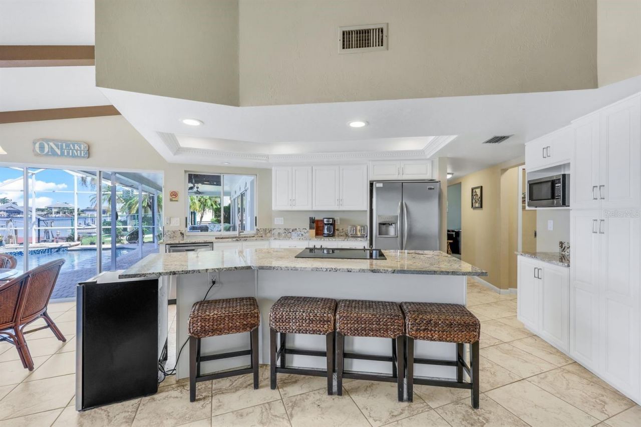 719 El Dorado Parkway W, Cape Coral, FL 33914 Photo