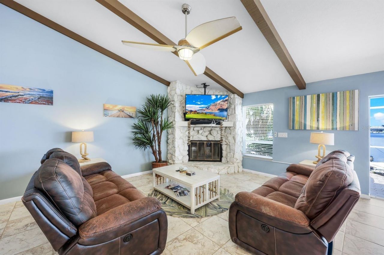 719 El Dorado Parkway W, Cape Coral, FL 33914 Photo