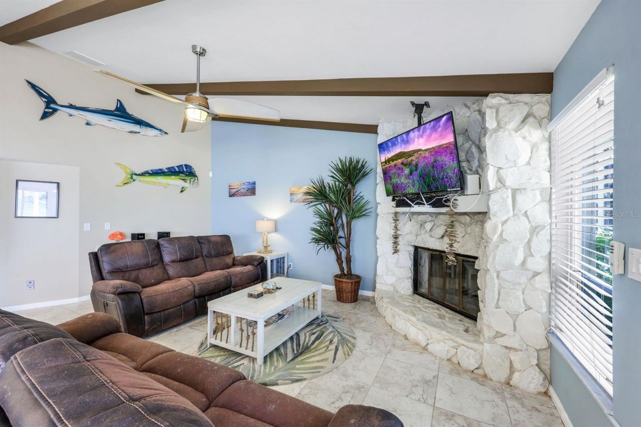 719 El Dorado Parkway W, Cape Coral, FL 33914 Photo