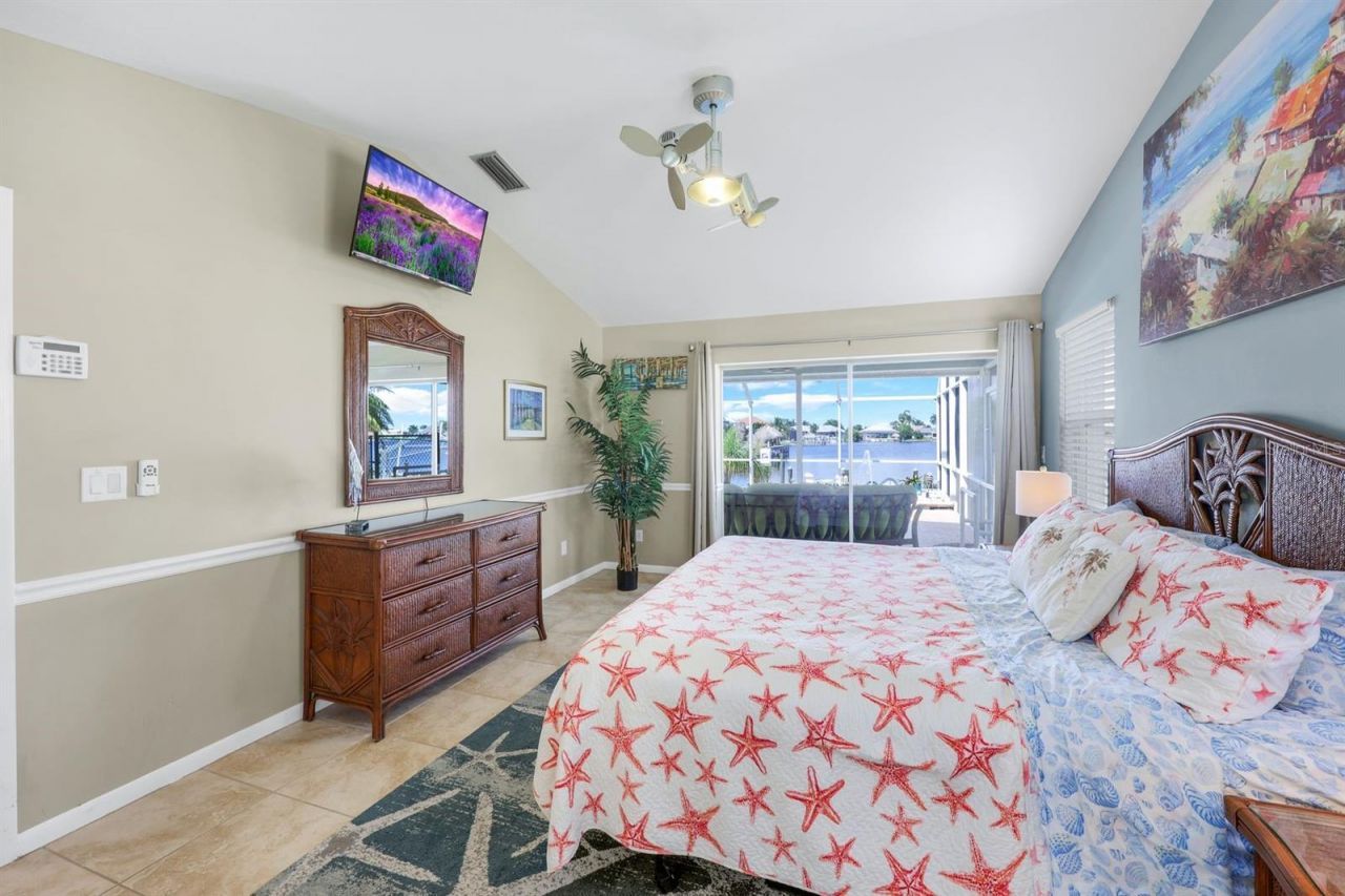 719 El Dorado Parkway W, Cape Coral, FL 33914 Photo