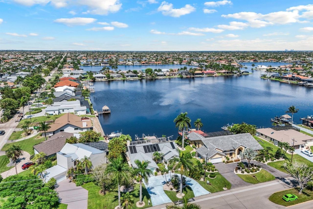 719 El Dorado Parkway W, Cape Coral, FL 33914 Photo