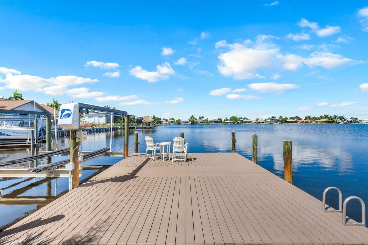 719 El Dorado Parkway W, Cape Coral, FL 33914 Photo