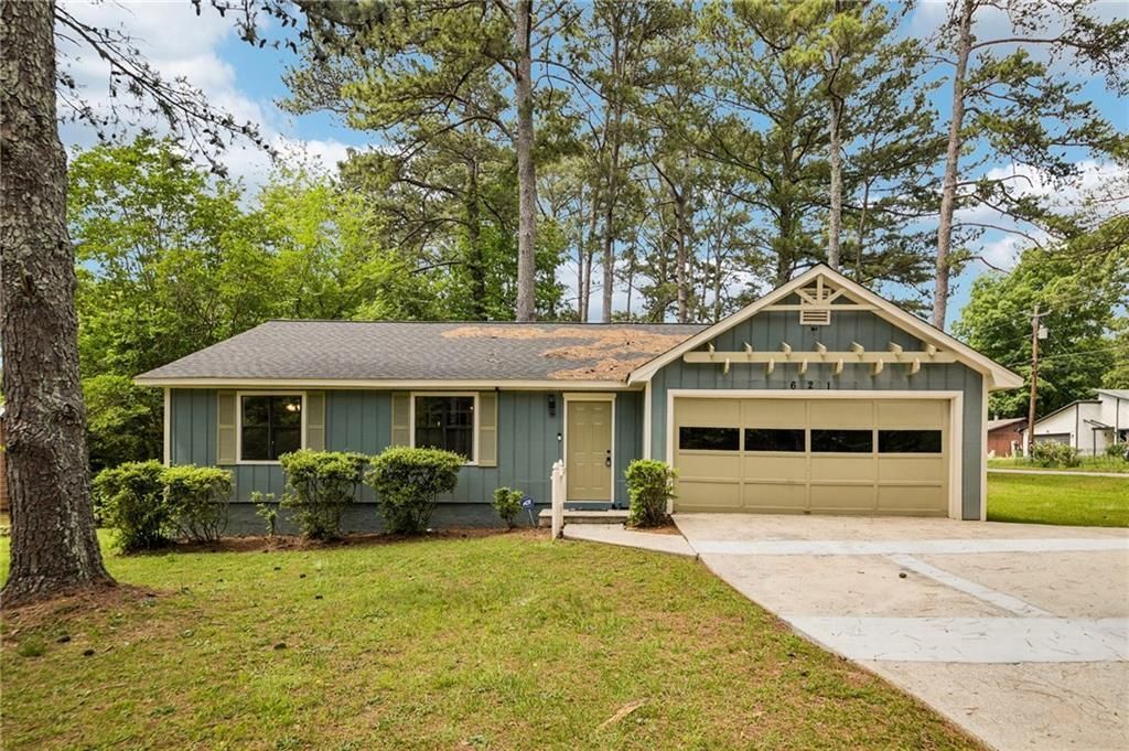 621 Maple Drive, Riverdale, GA 30274 Main Photo
