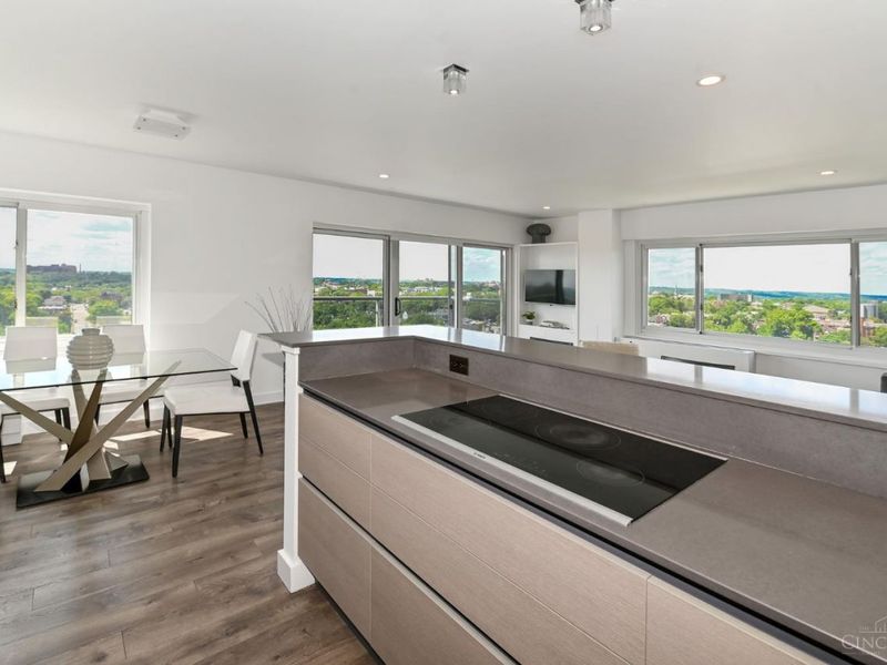 2200 Victory Parkway, Unit 2307, Cincinnati, OH 45206 Photo 13