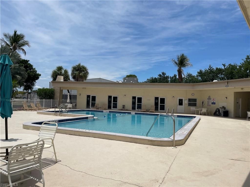 2079 Barkeley Ln, Unit 19, Fort Myers, FL 33907 Photo