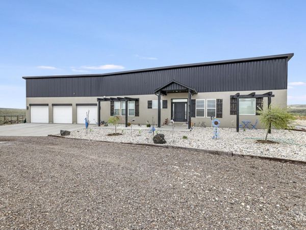 2527 E 1700 N 2527 E 1700 N, Rogerson, ID 83302