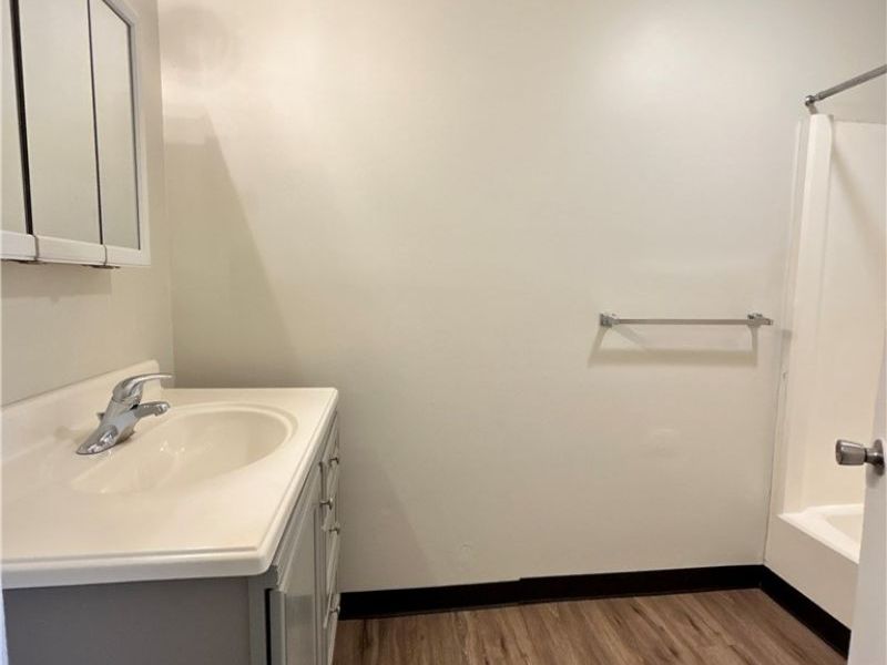 623 Lovers Lane, Unit B-3, Steubenville, OH 43953 Photo 6