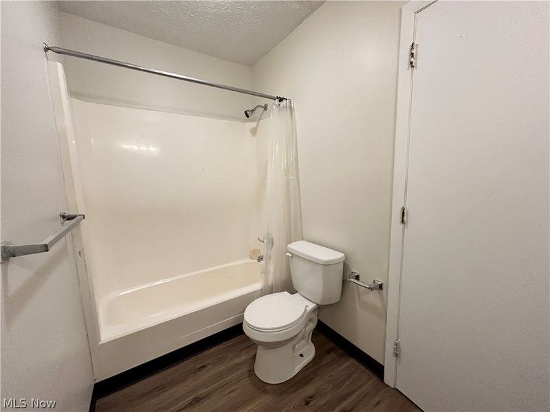 623 Lovers Lane, Unit B-3, Steubenville, OH 43953 Photo 7