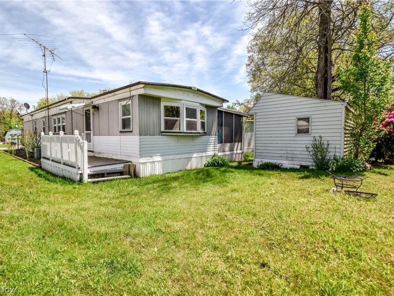 112 Lakeside Way SW, Warren, OH 44481 Photo 16