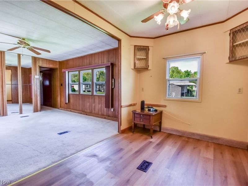 112 Lakeside Way SW, Warren, OH 44481 Photo 4