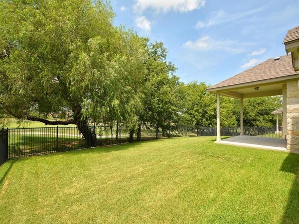 1696 Greenside TRL, Round Rock, TX 78665