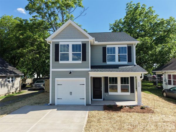 532 Bond Street , Statesville, NC 28677