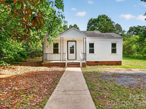 1121 Lundix Street, Albemarle, NC 28001