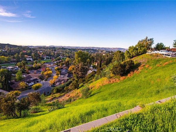 4340 SAN BLAS Avenue, Woodland Hills, CA 91364