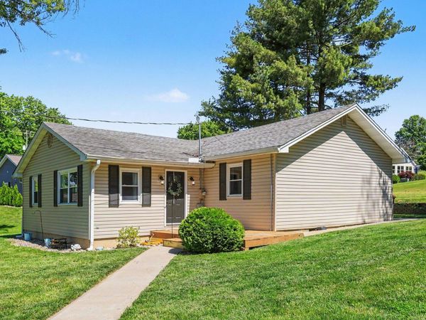 31 Central Avenue, Walton, KY 41094