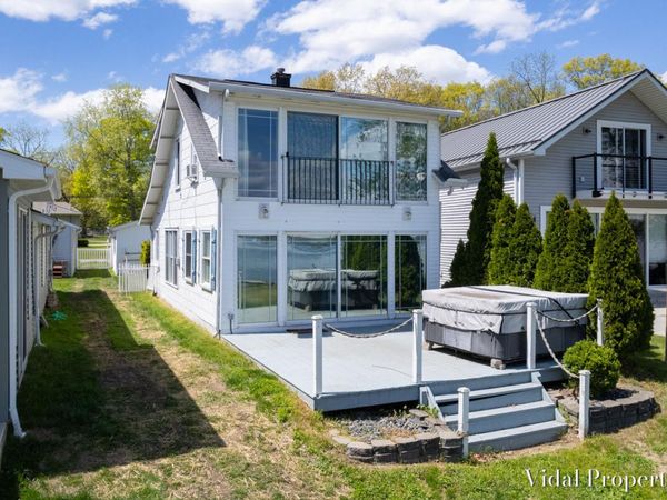 8929 Waruf Avenue, Portage, MI 49002