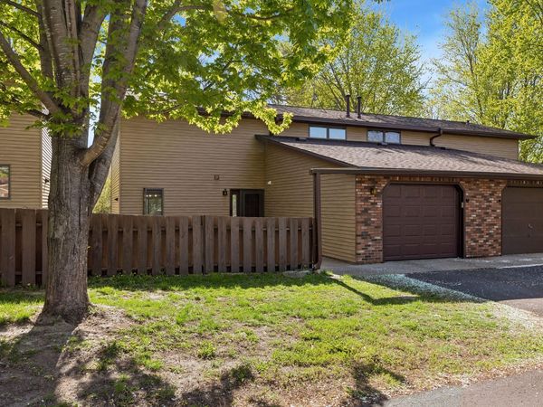 434 E 11th Street , Unit J, New Richmond, WI 54017