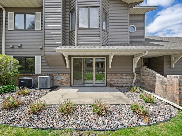 12605 Sherwood Place, Minnetonka, MN 55305