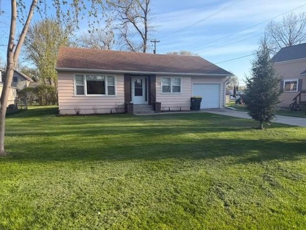 305 W Pacific Avenue , Atwater, MN 56209