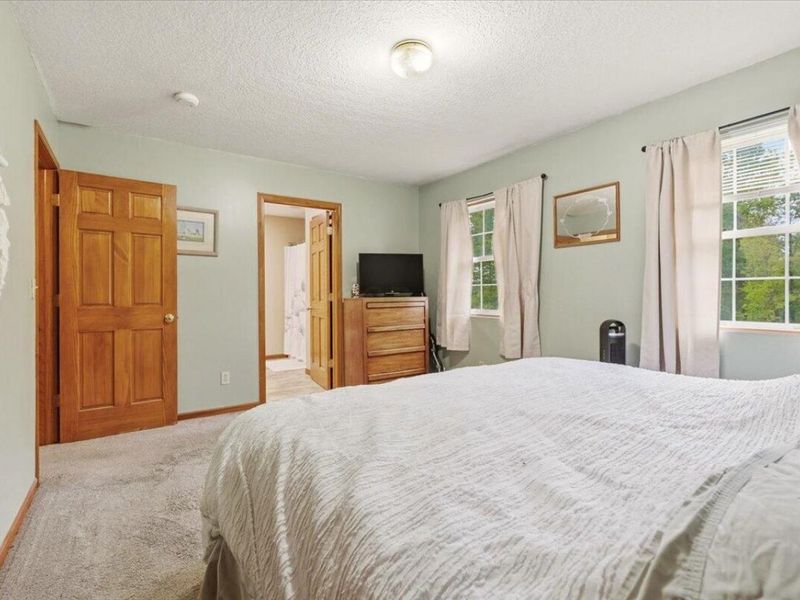 749 Country Club Drive, Howard, OH 43028 Photo 16