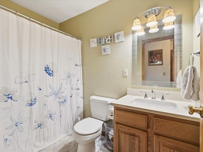 749 Country Club Drive, Howard, OH 43028 Photo 22