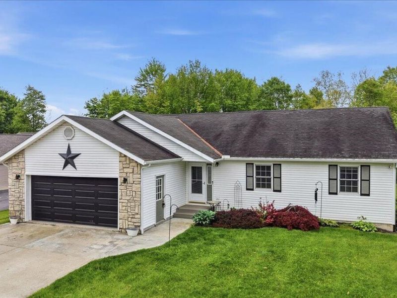 749 Country Club Drive, Howard, OH 43028 Photo 34