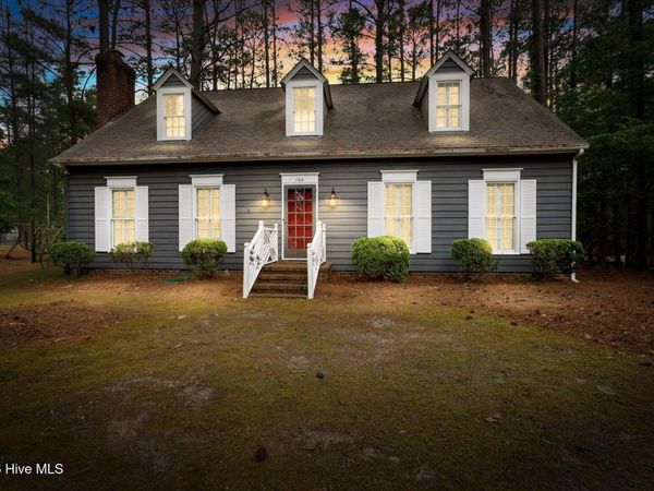 100 Chelsea Court , Rocky Mount, NC 27803