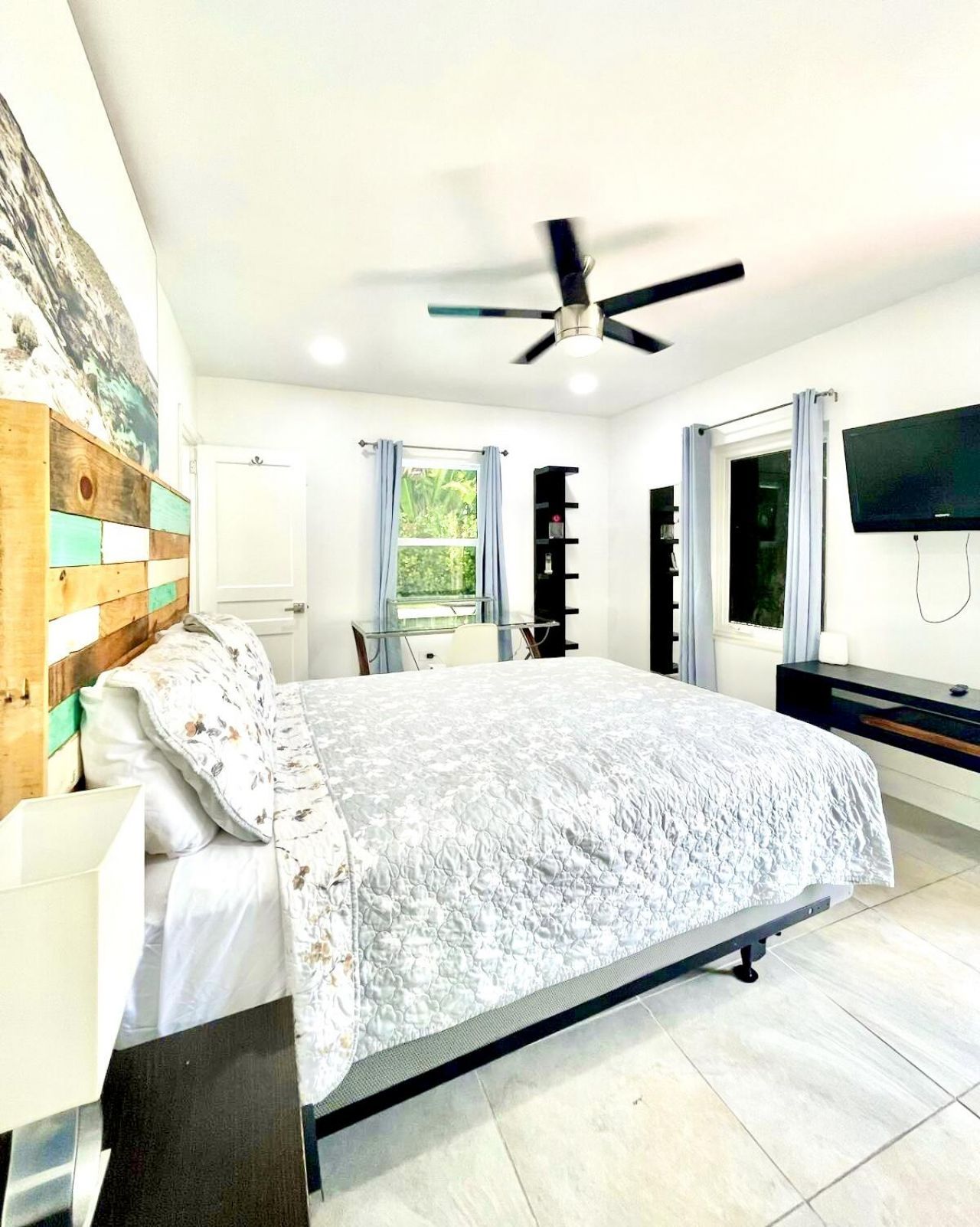 630 NE 17th Way, Fort Lauderdale, FL 33304 Photo