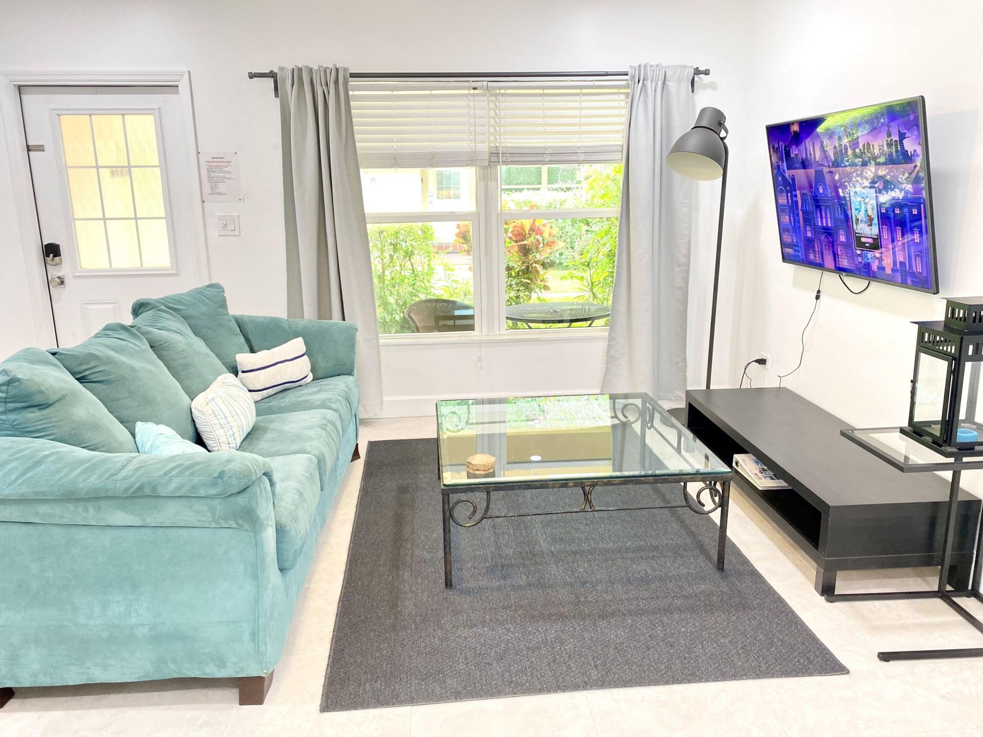 630 NE 17th Way, Fort Lauderdale, FL 33304 Photo
