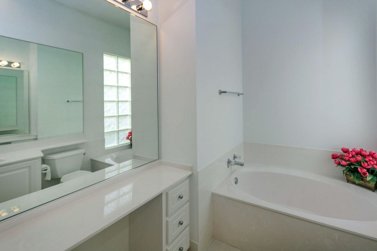4705 Dovehill Drive, Palm Beach Gardens, FL 33418 Photo