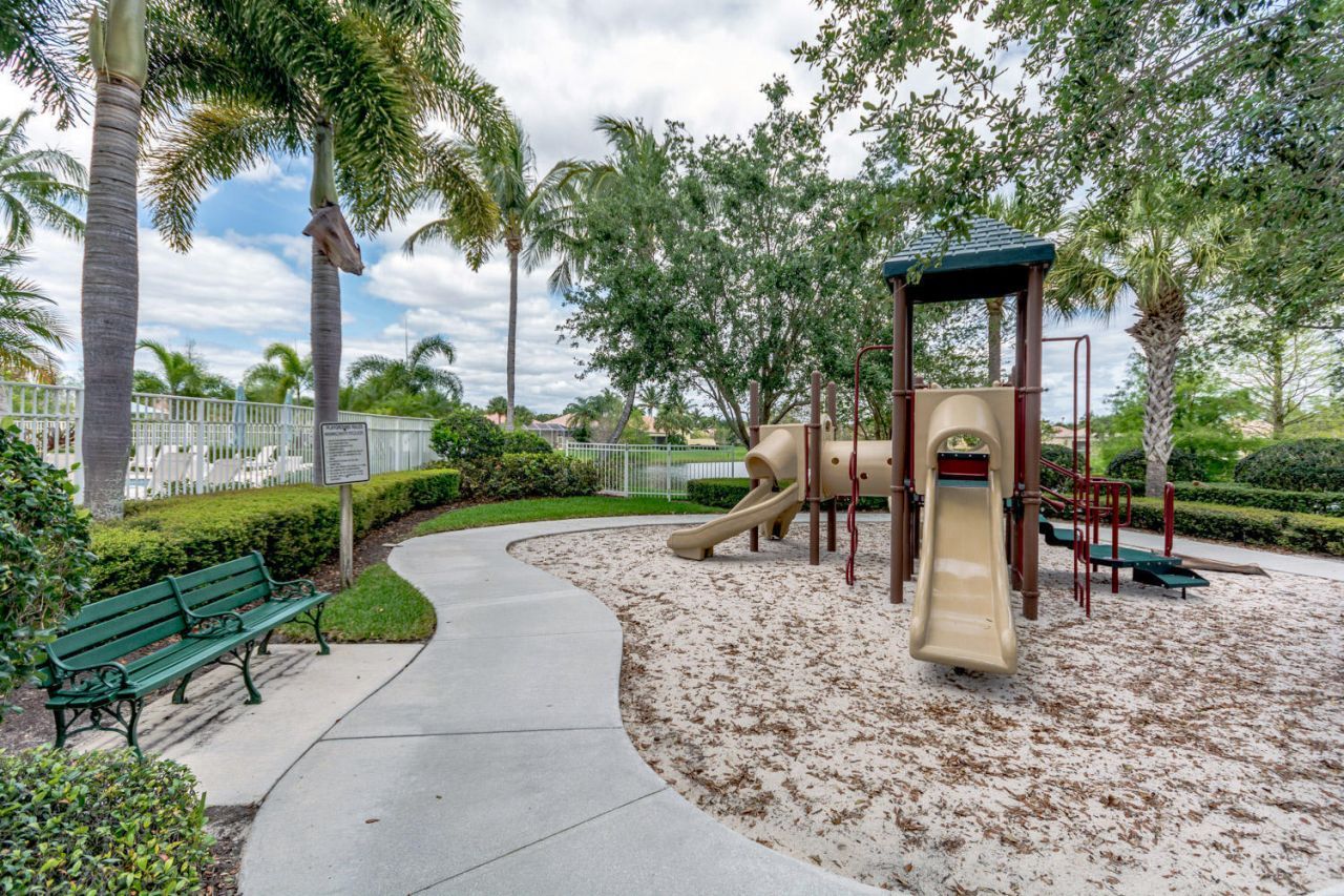 4705 Dovehill Drive, Palm Beach Gardens, FL 33418 Photo